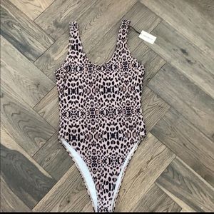 Super down leopard bathing suit